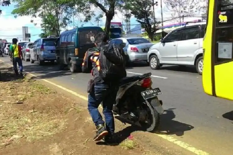 Waspada, Gara-gara Kerak Motor Bisa Bermasalah, Klakson Mendadak Gagu