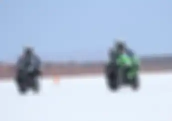 Salut! Rider Tunanetra Kendarai Kawasaki Ninja ZX-10R, Tembus 266 Km/jam