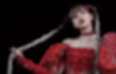 Terlihat Mencekam, Debut Solo Lisa BLACKPINK Nunjukkin Sisi Lainnya!
