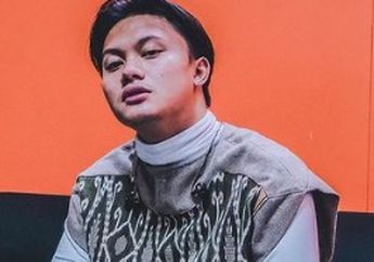 Jahil Tempelkan Permen Karet ke Kursi Temannya Gegara Kelabakan Lihat Guru Masuk Kelas Mendadak, Rizky Febian Ungkap Temannya Harus Potong Rambut karena Ulahnya : Udah Nempel Setengah