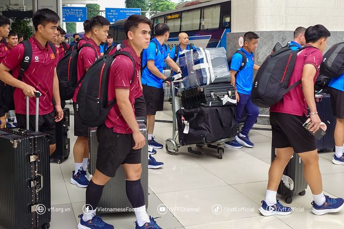 Skuad Timnas U-23 Vietnam telah tiba di Indonesia untuk berpartisipasi di ajang ASEAN Cup U-23 2025.
