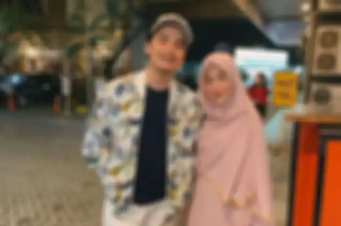 Alvin Faiz dan Larissa Chou