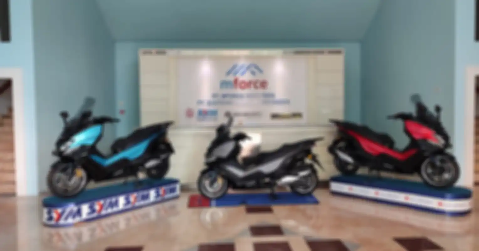 Pilihan warna WMoto Draco 250i terbaru, siap lawan Yamaha XMAX dan Honda Forza 250.