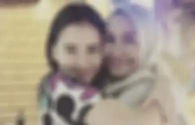 Penampilannya Tak Kalah Modis dari Sang Cucu, Nenek Ayu Ting Sering Dipuji Awet Muda, Ini Deretan Foto-fotonya
