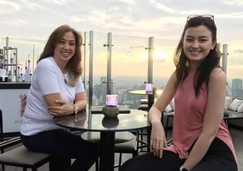 Putrinya Resmi Jadi Istri Edward Akbar, Ibu Kimberly Ryder: Tanggung Jawabku Telah Selesai