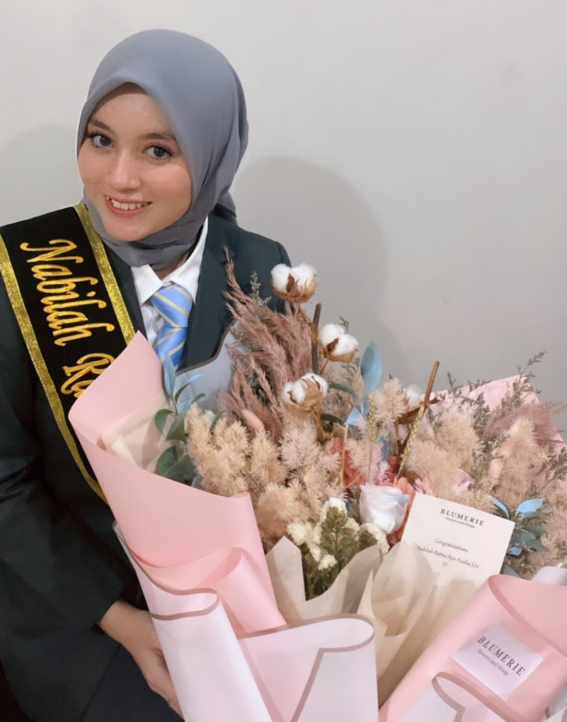 Nabilah selesai sidang skripsi