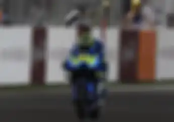 Hebat... Walaupun Hujan Deras, Andrea Iannone Jadi yang Tercepat Tes MotoGP Hari Pertama di Catalunya