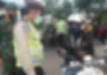 Polisi Dilarang Periksa HP Pemotor Tanpa Adanya Hal Ini, Kalau Memaksa Bisa Dilaporkan ke Sini