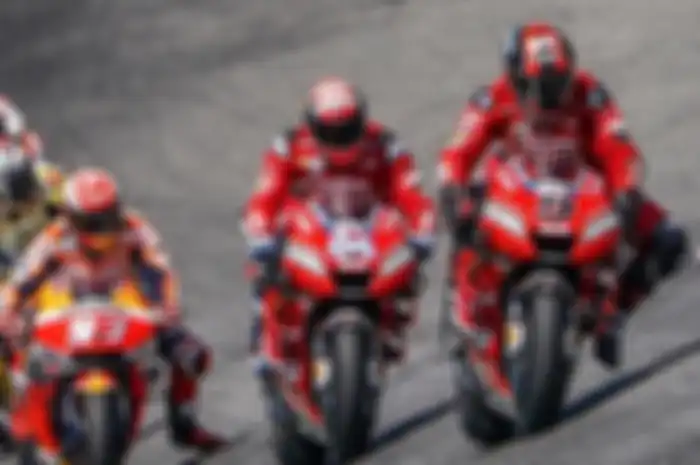 Duet ketat Marquez, Dovizioso dan Petrucci di MotoGP Italia 2019.