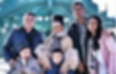 Hampir Tak Pernah Tersorot Kamera, Dillah Daesslow Anak Tiri Krisdayanti Ini Miliki Paras Tampan Layaknya Aktor Hollywood, Karismanya Sampai Bikin Cewek-cewek Meleleh