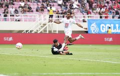 Tebar Pesona dengan Hattrick Kilat ke Gawang Persis Solo, Yakob Sayuri Berharap Dipanggil Lagi ke Timnas Indonesia