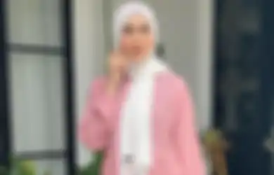 Biodata Artis Fenita Arie, Istri Arie Untung yang Izinkan Suami Poligami Asal Bisa Penuhi Syarat Ini