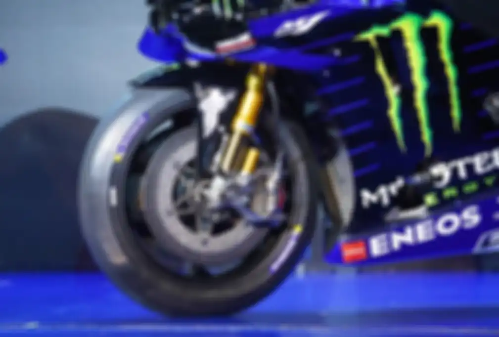 YZR-M1 tim Monster Energy Yamaha MotoGP 2019