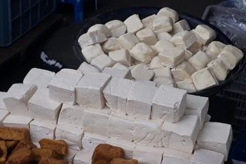 4 Ciri-ciri Tahu yang PANTANG Dibeli, Mending Puter Balik Daripada Bikin Rugi Satu Rumah