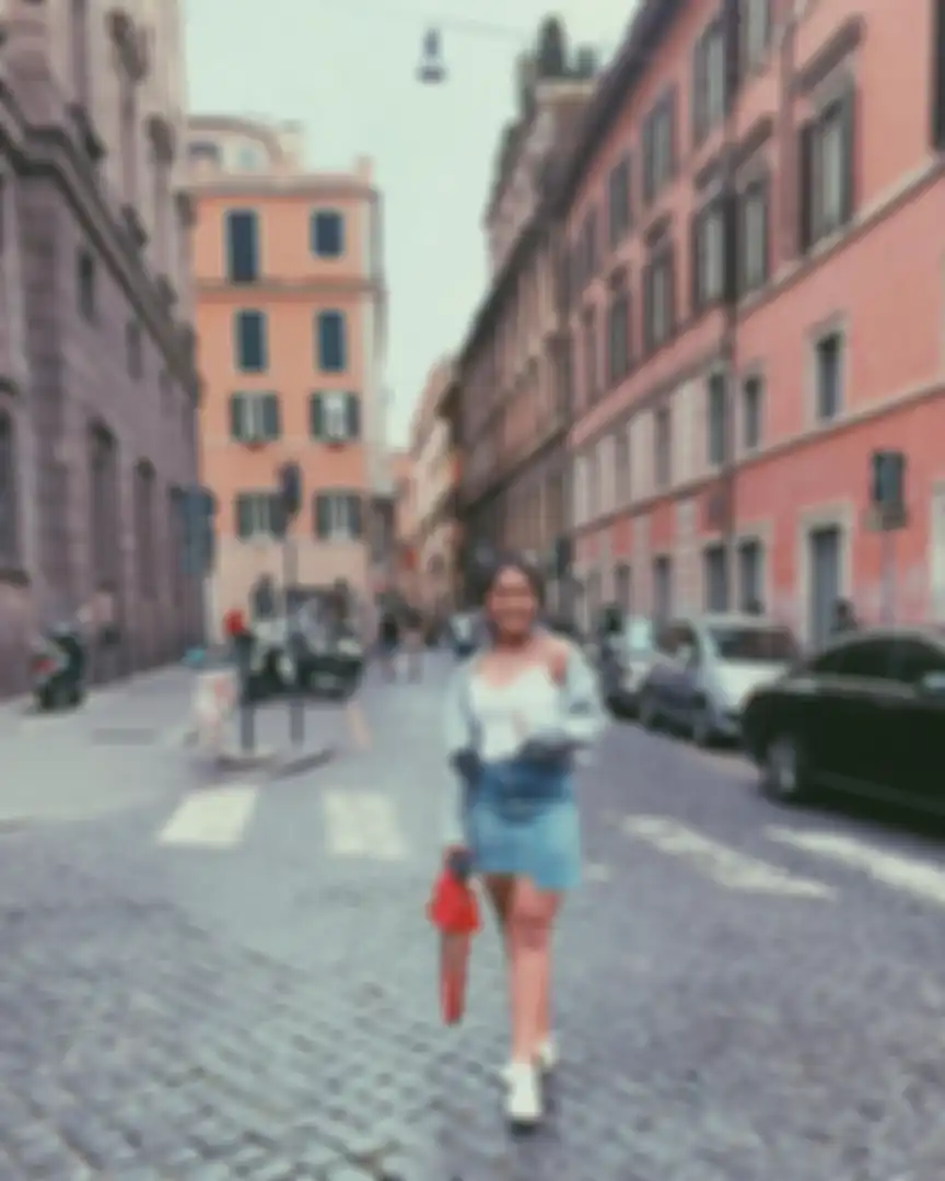 OOTD Nayla Ayu pakai sneakers Gucci
