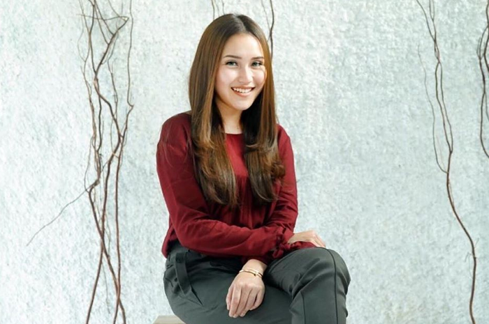 Ayu Ting Ting.