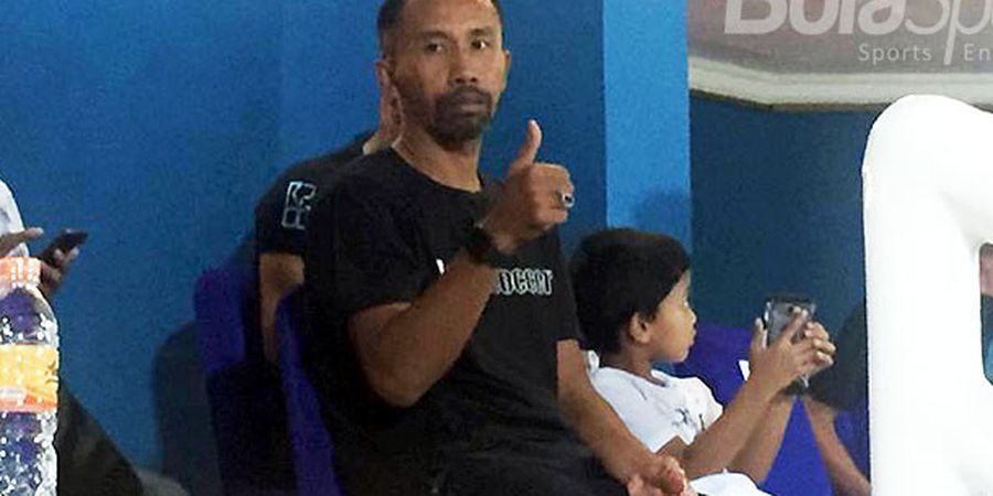 Liga 1 - Pengganti Sementara Aji Santoso Siap Bawa Persebaya Menangi Duel Panas Zona Degradasi Kontra Bhayangkara FC