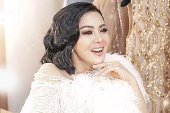 Bikin Melongo, Intip Istana Mewah Syahrini yang Bertabur Barang Bermerk Internasional Sampai Nyaris Semua Perabotnya Berlogo H, Mulai dari Piring Hingga Teko Teh