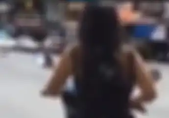 Emak-emak Ini, Naik Motor Blayer-blayer Bak Anak Langit Eh Langsung Jiper Kicup Saat di Pepet Sosok Ini, Simak Videonya