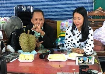 Beri Iming-iming Rp 4,4 Miliar dan 10 Mobil Demi Mendapatkan Menantu, Juragan Durian Kaya Raya Ini Gelar Sayembara untuk Anak Gadisnya