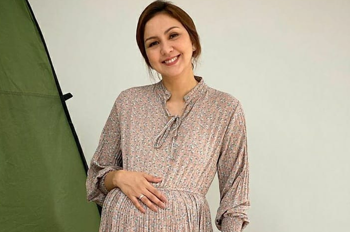 Donna Agnesia.