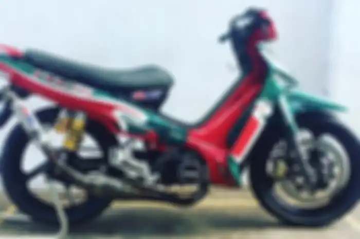 Yamaha F1ZR Caltex Roadrace Style.