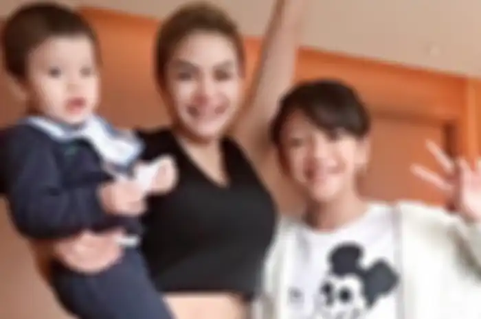 Nikita Mirzani dapat sentilan dari putri sendiri gegara kerap gonta-ganti pasangan, ini jawaban tak disangka Niki