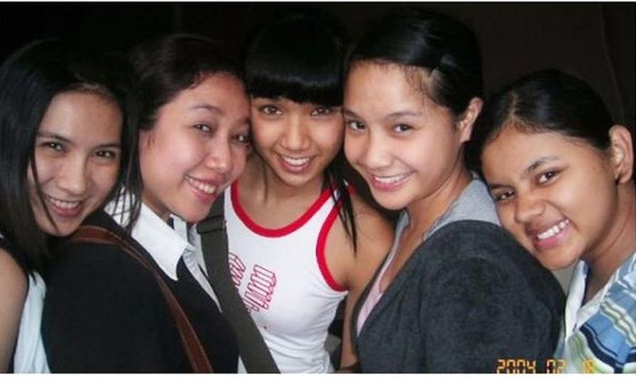 Kolase foto lawas dan masa kini pemain sinetron 'Di Sini Ada Setan'