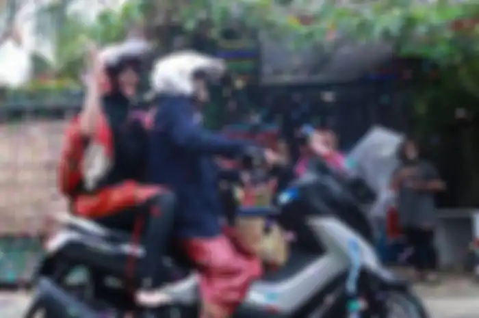 Artis senior Ria Irawan tutup usia, punya kenangan manis dengan Yamaha NMAX.