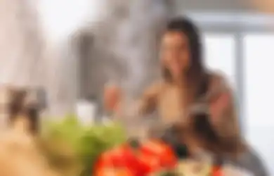 Ini 5 Kebiasaan Memasak yang Bisa Membahayakan Kesehatan Kita!