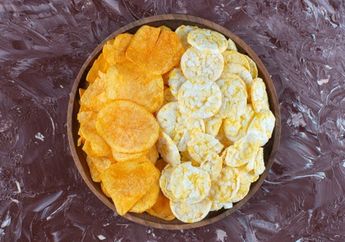 9 Makanan dan Minuman Penyebab Kanker Ini Harus Dibatasi Mulai Sekarang! Keripik Kentang dan Popcorn Termasuk loh