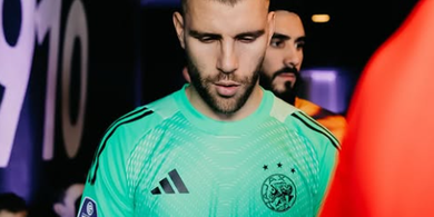 Kecam Komentar Maarten Paes, Legenda Ajax: Kirim Dia Balik ke Amerika!