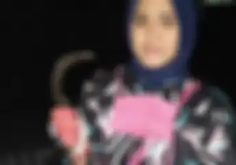 Bekasi Geger, Perempuan Pemotor Berhasil Rebut Celurit dan Lumpuhkan Begal, Korban Sempat Terjungkal   