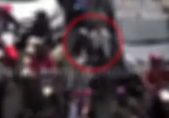 Kocak! Video Dishub 'Sentil' Pelanggar Lalu Lintas, Enggak Lama Malah Berjoget Ria