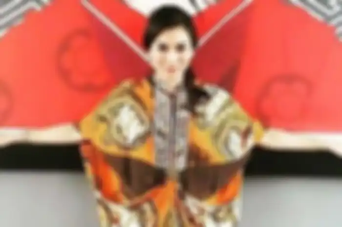 Artis sekaligus presenter Anya Dwinov