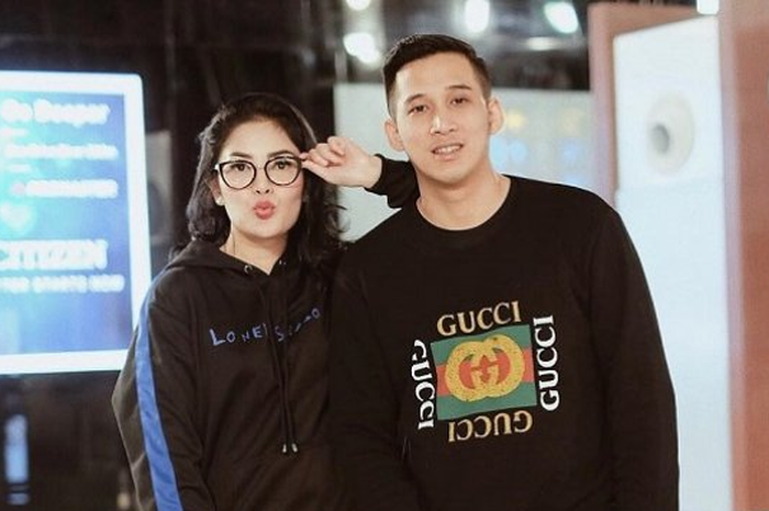 Nindy Ayunda dan Askara Parasady Harsono