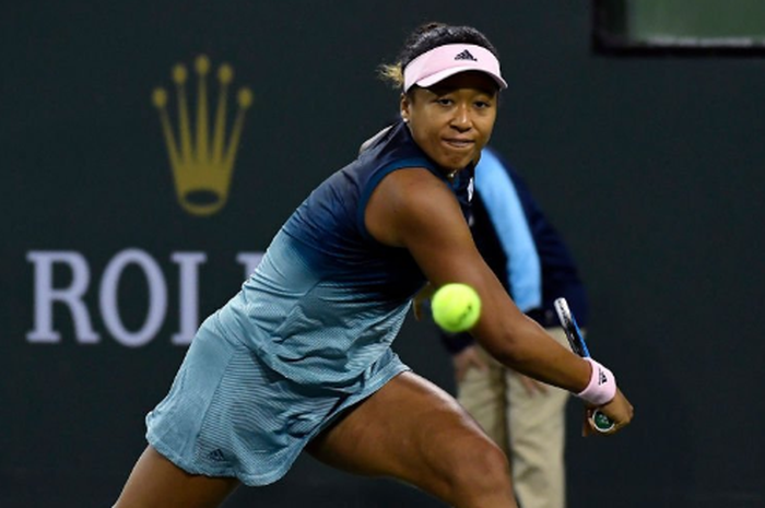 Petenis putri asal Jepang, Naomi Osaka, saat berlaga melawan Kristina Mladenovic (Prancis) di babak kedua BNP Paribas Open 2019, Indian Wells, Kalifornia, Sabtu (9/3/2019).