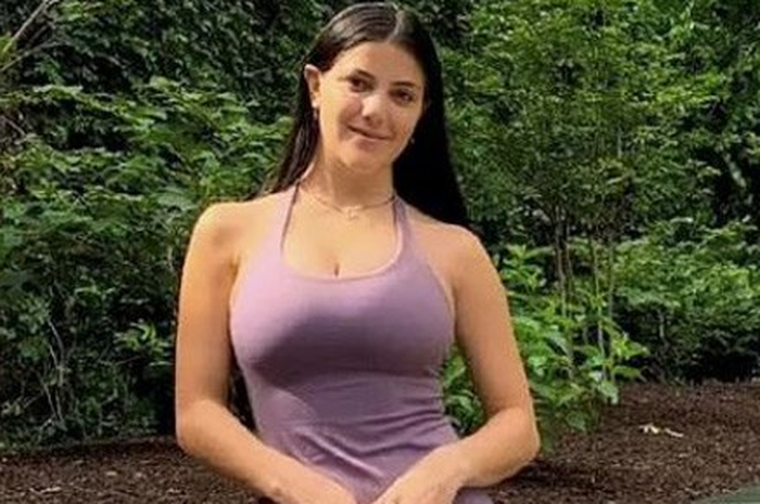 Paige DeAngelo, gadis 20 tahun yang miliki 2 rahim dan 2 vagina