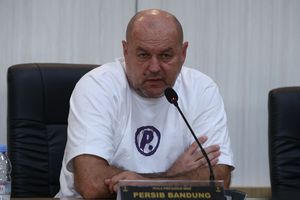 Pelatih Persib Bandung Ungkap Alasan Ajak Anak Asuhnya TC di Thailand