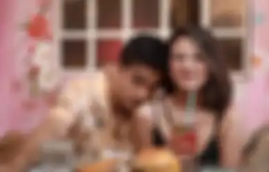 Dituding Selingkuh dengan Adik Kandung Vanessa Angel, Beredar Video Mesra Bibi Ardiansyah dengan Mayang yang Asyik Nyender Pakai Baju Transparan, Bukti Telah Mendua?