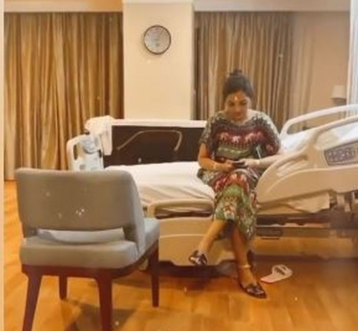 Ashanty tengah bersiap untuk pulang ke rumahnya