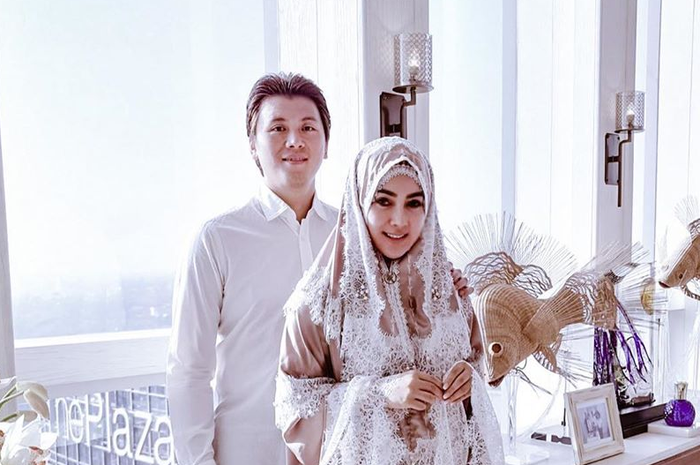 Reino Barack dan Syahrini 