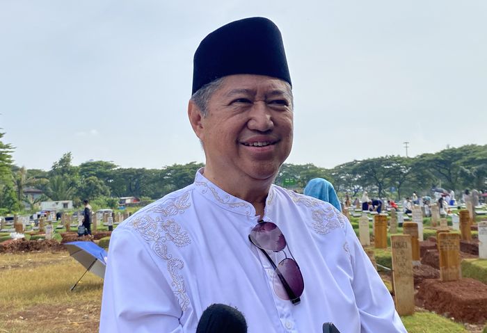 Ayah Vidi Aldiano, Harry Kiss di TPU Tanah Kusir, Jakarta Selatan pada Sabtu (21/3/2026).