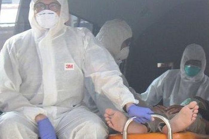 Ilustrasi penjemputan pasien corona