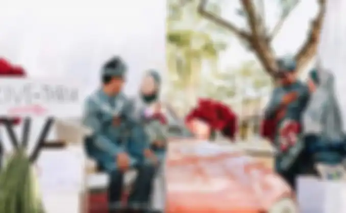 Cegah virus corona, pernikahan ini gunakan sistem drive thru.
