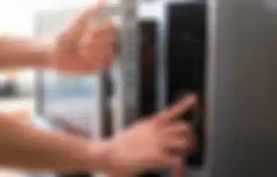 Aneka Tips Harian, Sederet Makanan Ini Pantang Dihangatkan Pakai Microwave, Salah Satunya Bisa Bikin Meledak