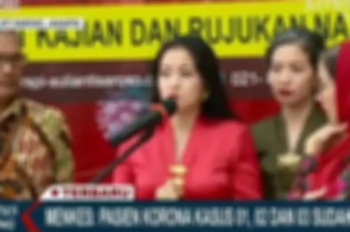 Ketiga pasien sembuh dari virus corona memberikan pernyataannya di RSPI Sulianti Saroso, Jakarta, Senin (16/3/2020)