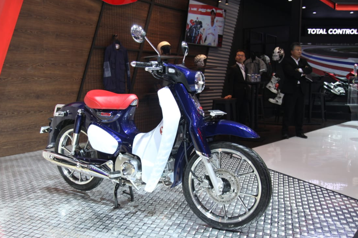 Honda Super Cub 125 di GIIAS 2018, disebut-sebut motor bebek termahal nih