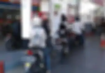 Beneran Nih Beli Bensin di Malam Hari Bakal Lebih Untung Gede?