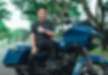 Wow, Sultan Doni Salmanan Lelang Moge Harley-Davidson Untuk Korban Erupsi Gunung Semeru